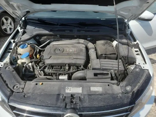 2015 VOLKSWAGEN JETTA SE  