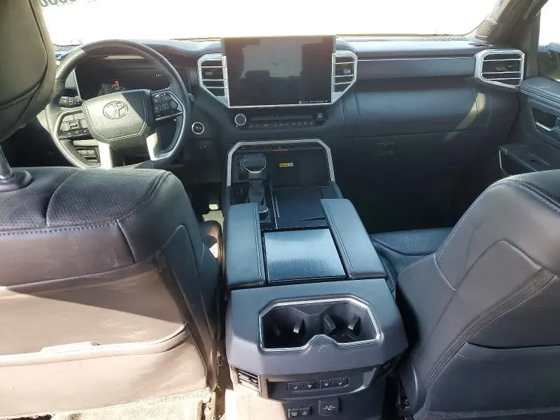 2023 TOYOTA TUNDRA PLATINUM  