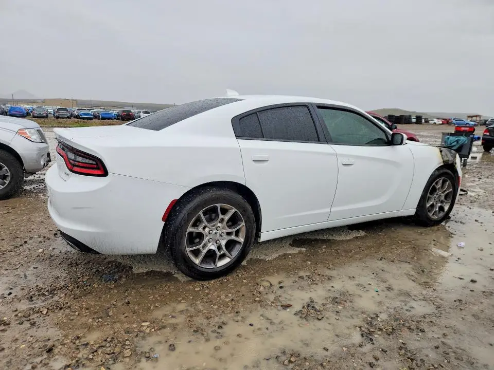 2016 DODGE CHARGER SXT  