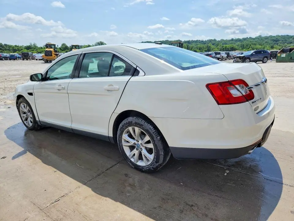 2010 FORD TAURUS SEL  