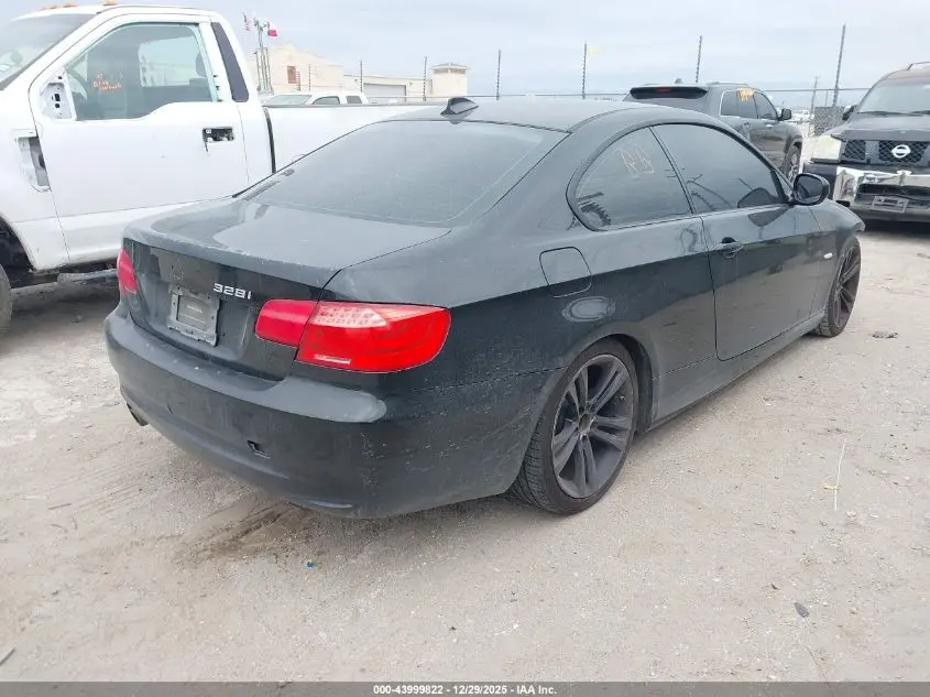 2011 BMW 328I  
