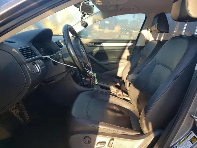 2015 VOLKSWAGEN PASSAT S  