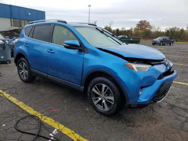 2017 TOYOTA RAV4 XLE  