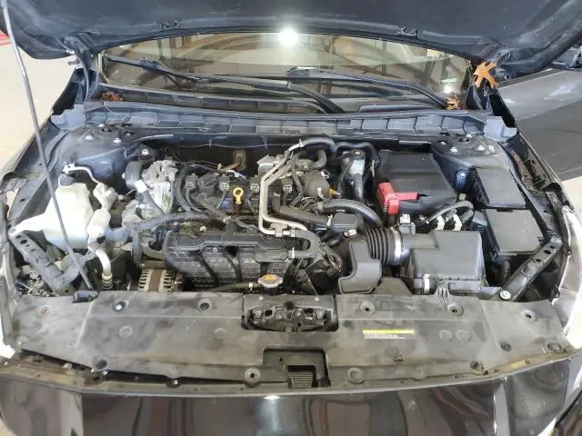 2021 NISSAN ALTIMA SR  