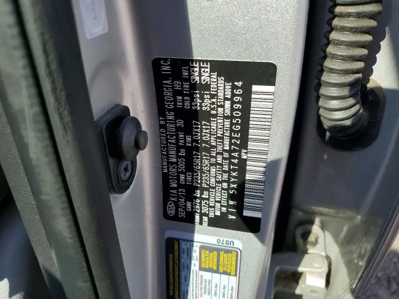 2014 KIA SORENTO LX  
