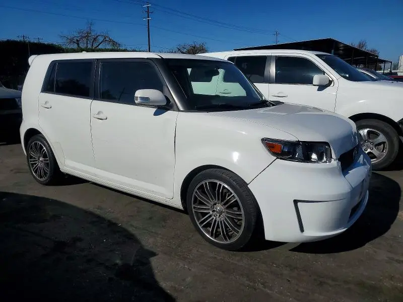 2010 TOYOTA SCION XB  