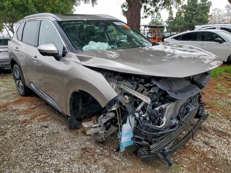 2023 NISSAN ROGUE SL  