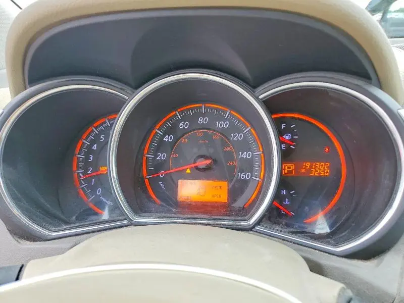 2010 NISSAN MURANO S  