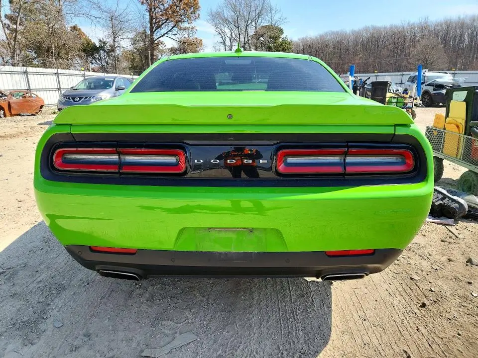 2017 DODGE CHALLENGER SXT  