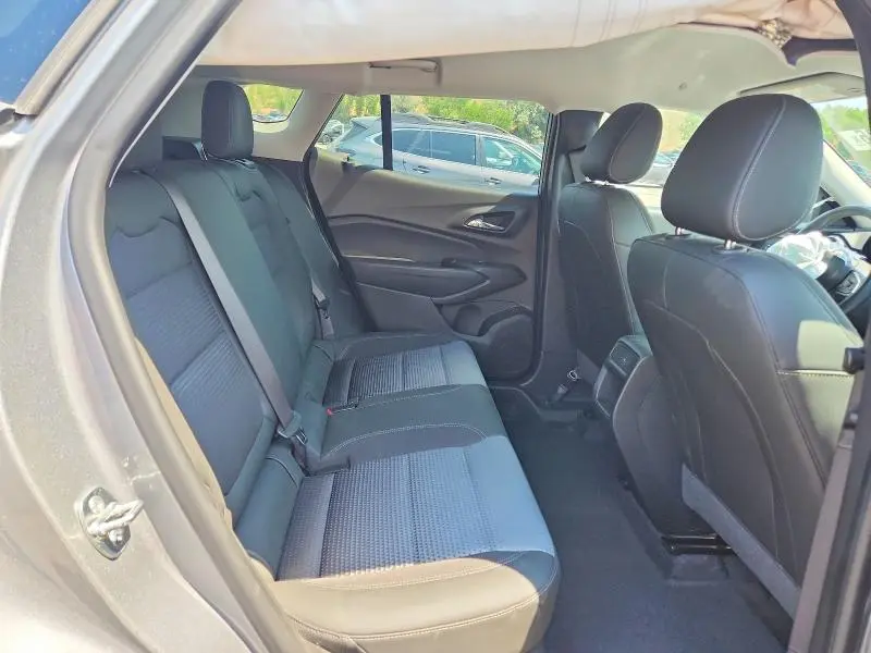2025 CHEVROLET TRAX 1LT  