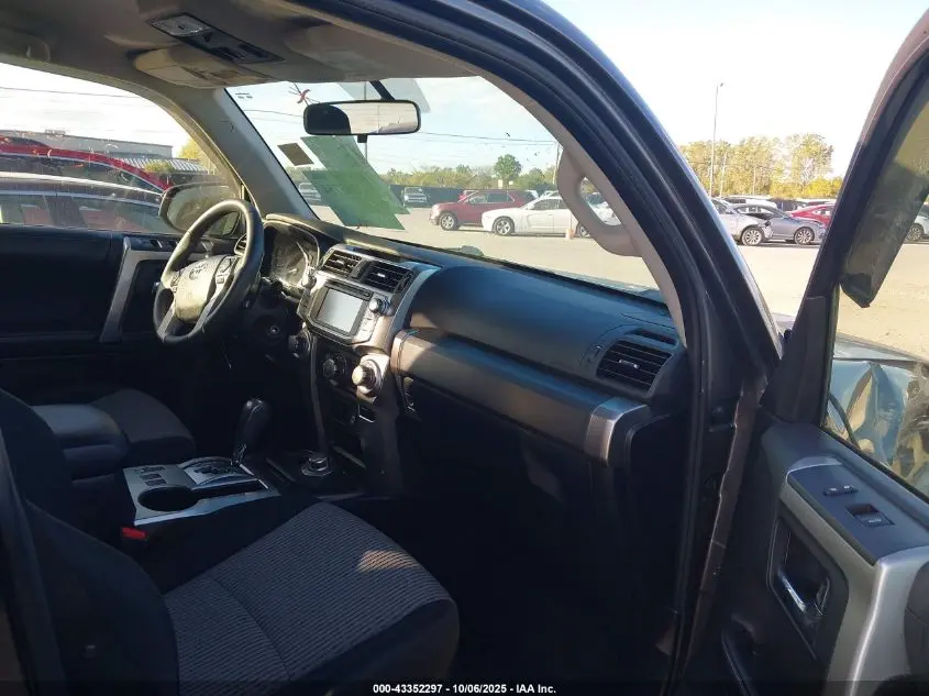 2018 TOYOTA 4RUNNER SR5