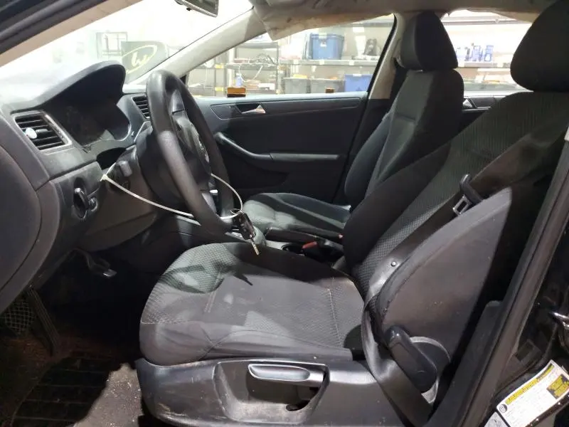 2012 VOLKSWAGEN JETTA BASE  