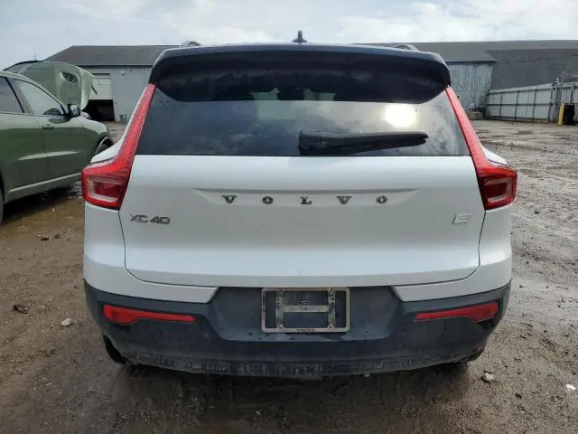 2022 VOLVO XC40 P8 RECHARGE PLUS  