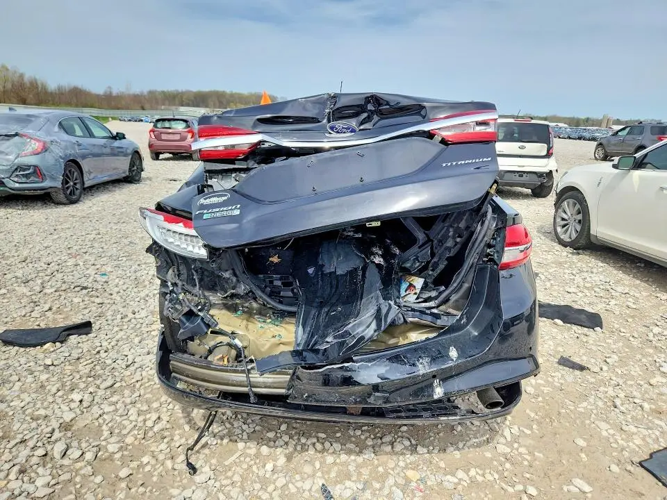 2017 FORD FUSION TITANIUM PHEV  