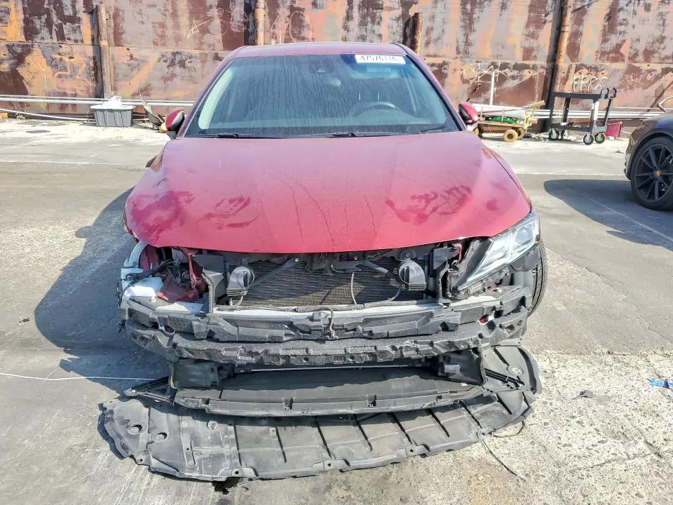 2018 TOYOTA CAMRY LE  