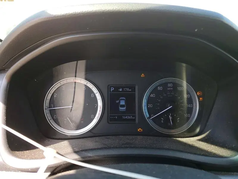 2018 HYUNDAI SONATA SE  