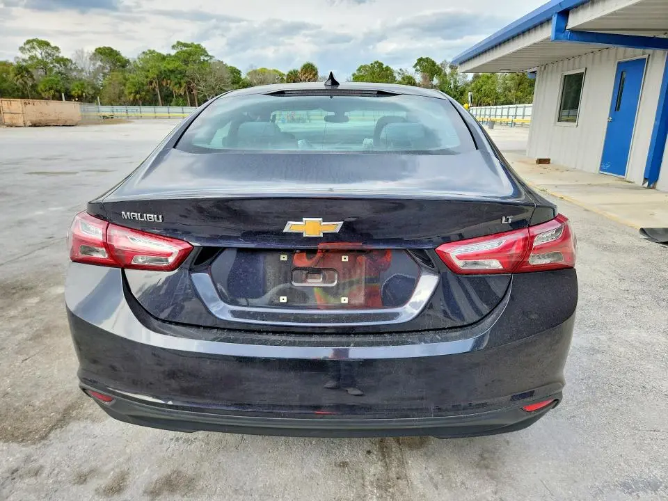 2022 CHEVROLET MALIBU LT  