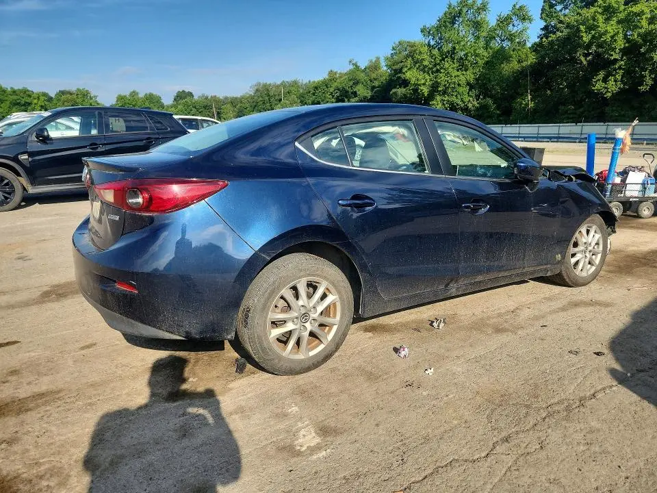 2015 MAZDA 3 TOURING  