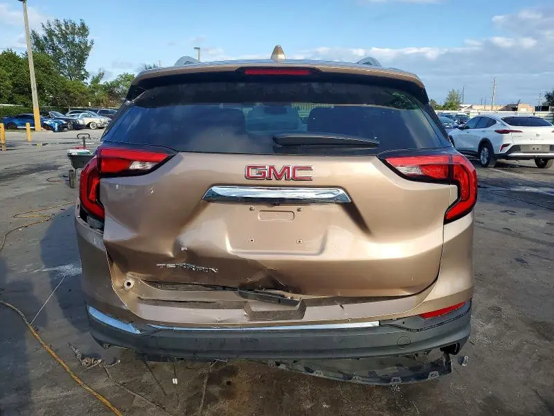 2018 GMC TERRAIN SLT  