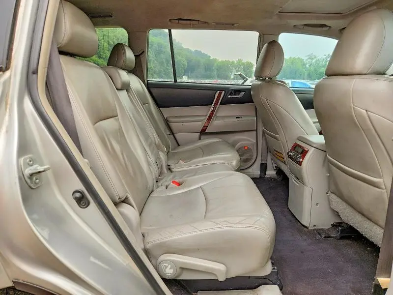 2012 TOYOTA HIGHLANDER LIMITED  