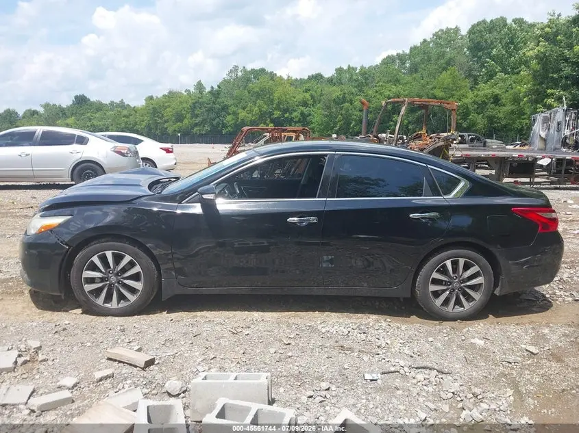 2017 NISSAN ALTIMA 2.5 SV