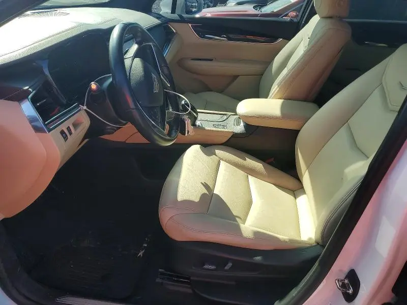 2019 CADILLAC XT5   