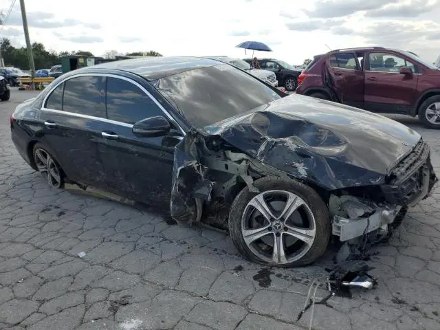 2019 MERCEDES-BENZ E 300