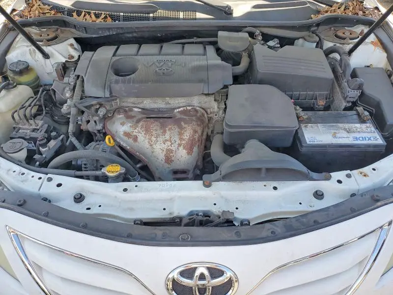 2011 TOYOTA CAMRY LE  