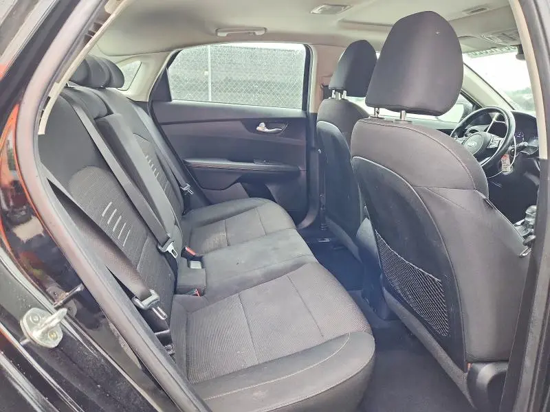 2019 KIA FORTE S  