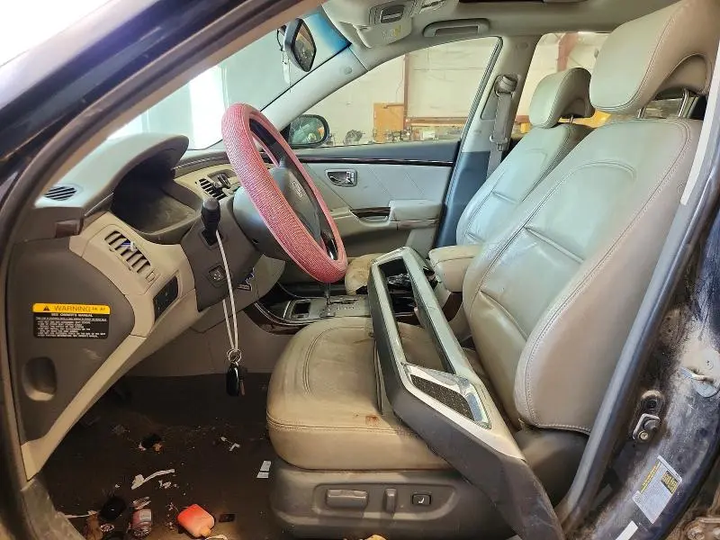 2011 HYUNDAI AZERA LIMITED  