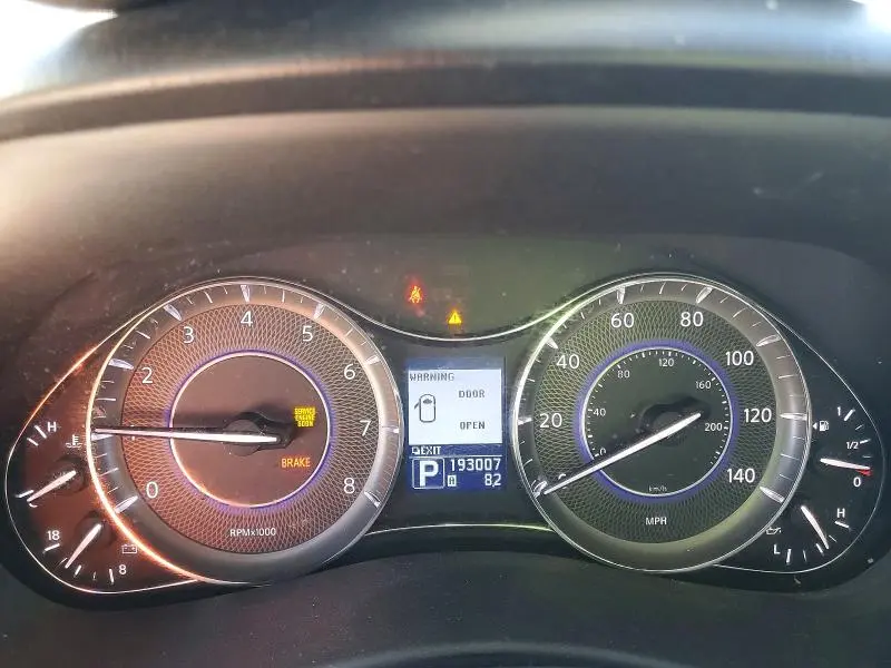 2012 INFINITI QX56 BASE  