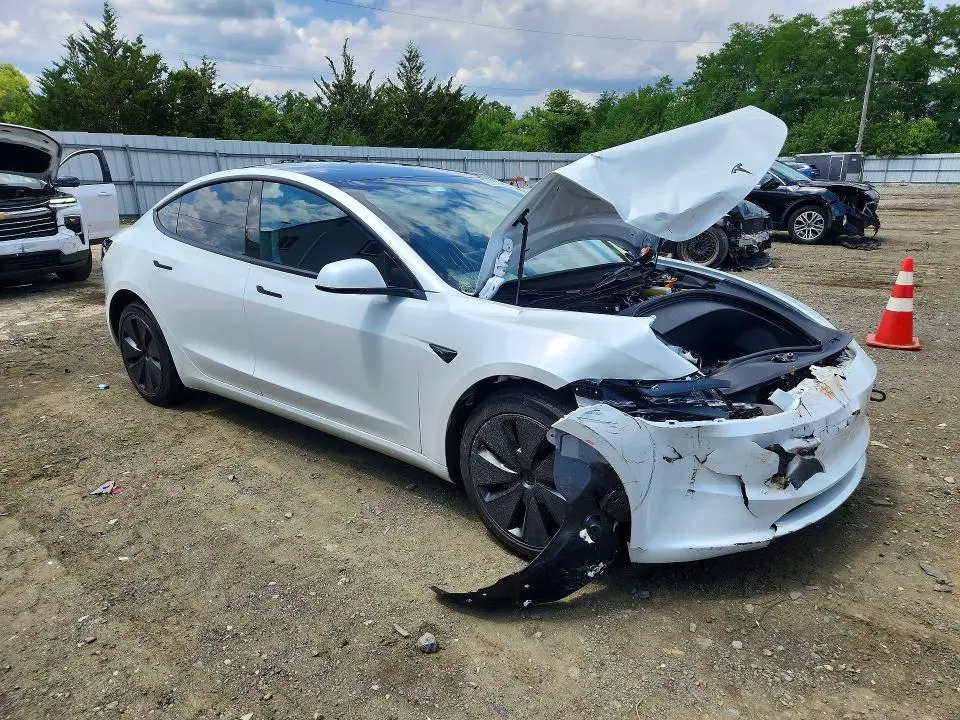2026 TESLA MODEL 3   