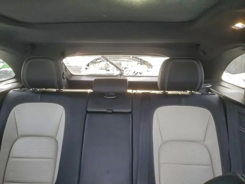 2017 JAGUAR F-PACE R - SPORT  