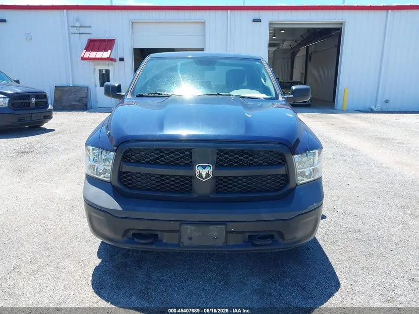 2019 RAM 1500 CLASSIC TRADESMAN  4X4 5'7 BOX