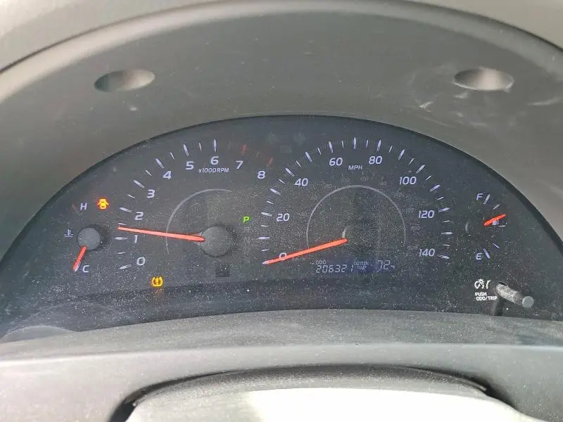 2010 TOYOTA CAMRY LE  