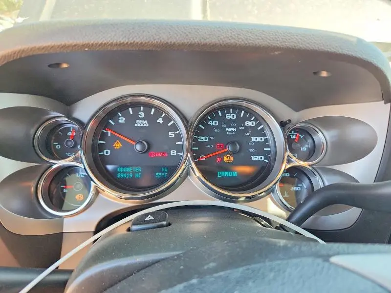 2011 CHEVROLET SILVERADO C1500 LT  