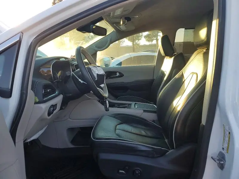 2021 CHRYSLER PACIFICA HYBRID LIMITED  