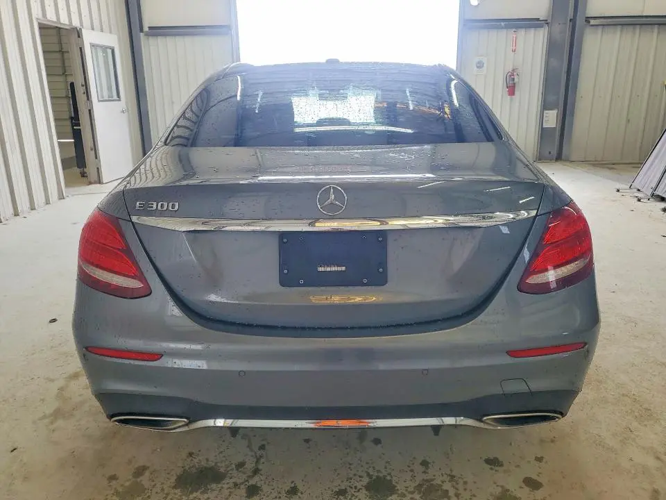 2017 MERCEDES-BENZ E 300  