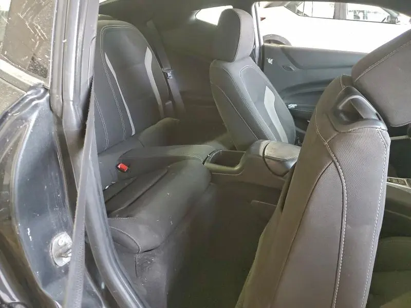 2018 CHEVROLET CAMARO LT  