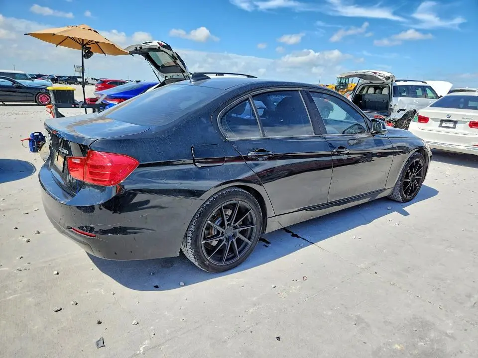 2013 BMW 328 XI  