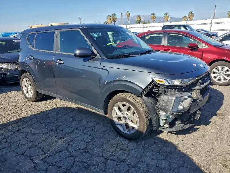 2020 KIA SOUL LX  