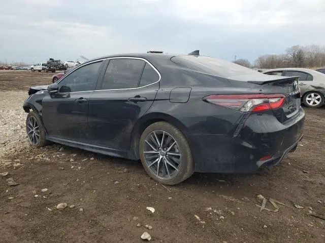 2022 TOYOTA CAMRY SE  