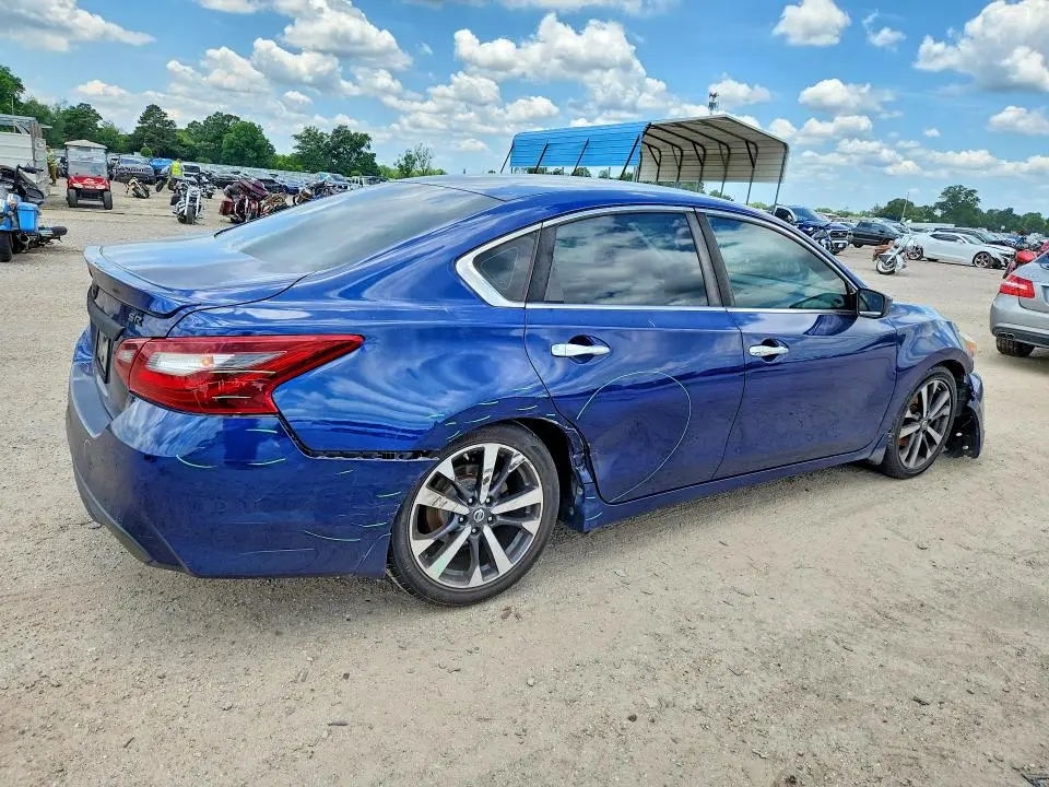 2017 NISSAN ALTIMA 2.5 SR  