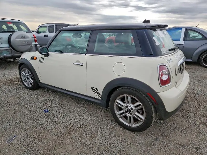 2012 MINI COOPER   