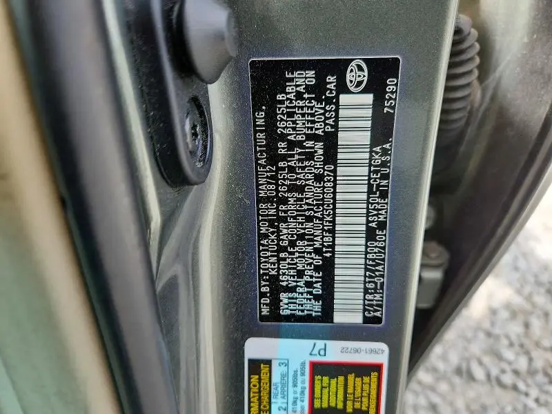2012 TOYOTA CAMRY XLE  