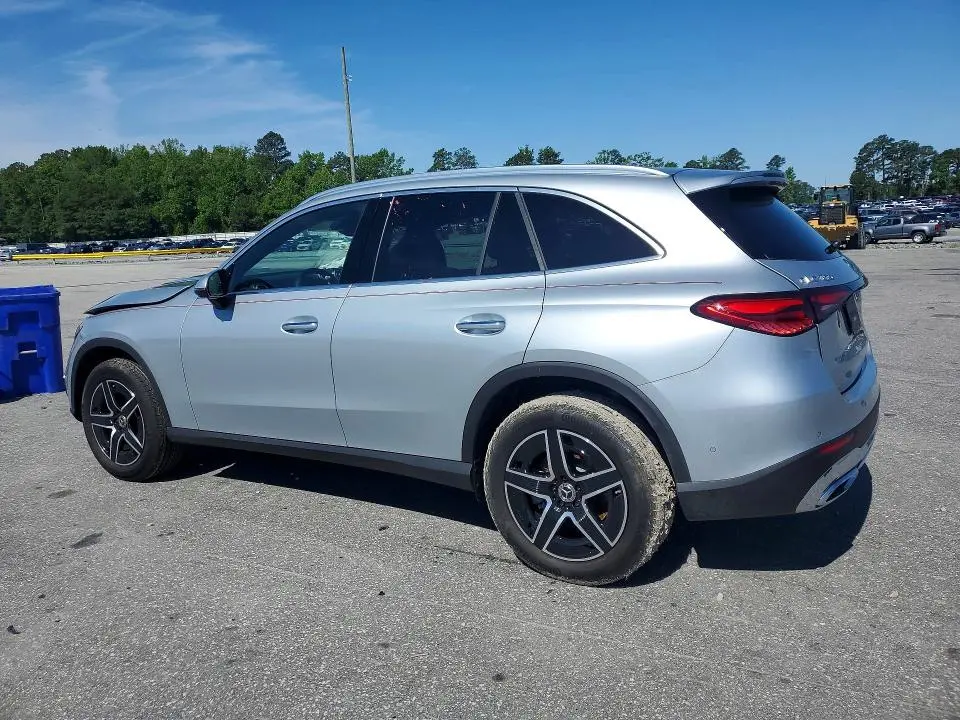 2026 MERCEDES-BENZ GLC 300  