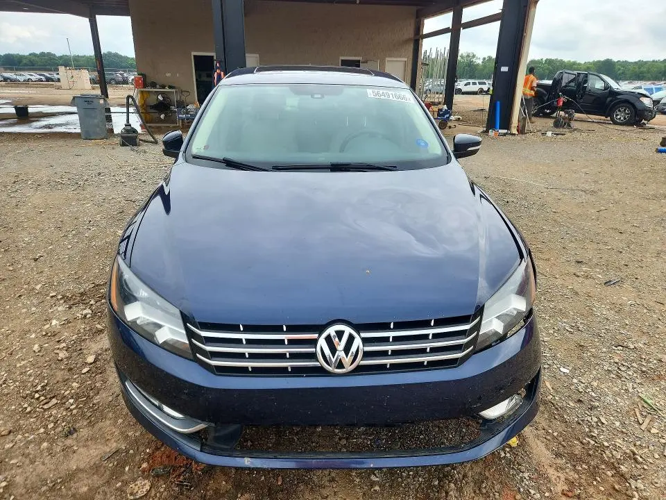 2014 VOLKSWAGEN PASSAT SE  