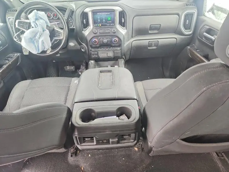 2021 CHEVROLET SILVERADO K1500 RST  