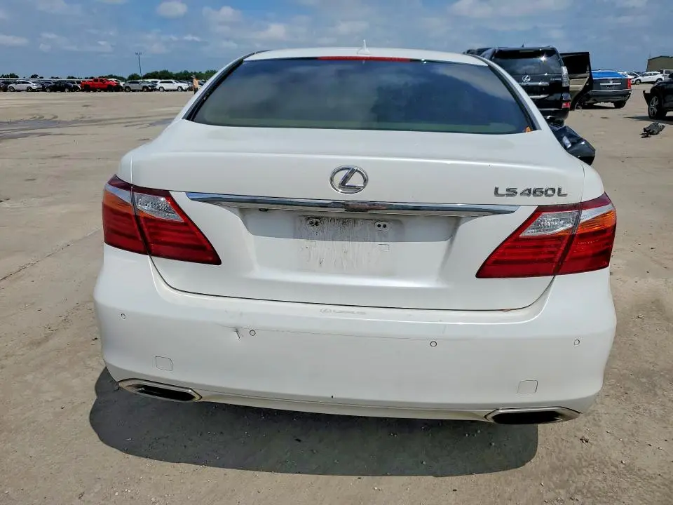 2012 LEXUS LS 460L  
