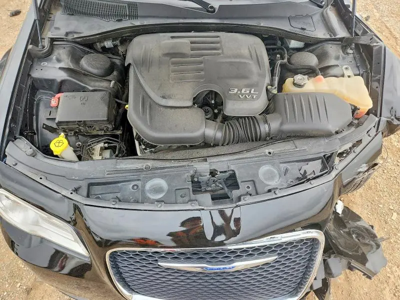 2018 CHRYSLER 300 TOURING  